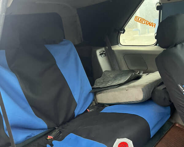 Синій Ленд Ровер Freelander, об'ємом двигуна 2 л та пробігом 300 тис. км за 2400 $, фото 8 на Automoto.ua