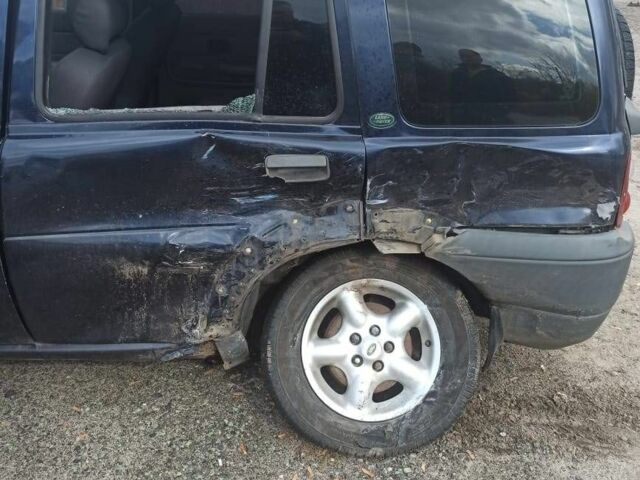 Синий Ленд Ровер Фрилендер, объемом двигателя 0 л и пробегом 150 тыс. км за 1429 $, фото 5 на Automoto.ua