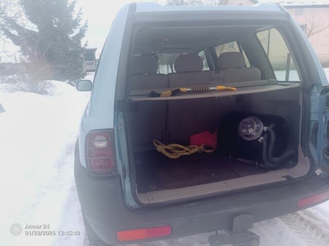 Синий Ленд Ровер Фрилендер, объемом двигателя 1.8 л и пробегом 230 тыс. км за 4000 $, фото 6 на Automoto.ua