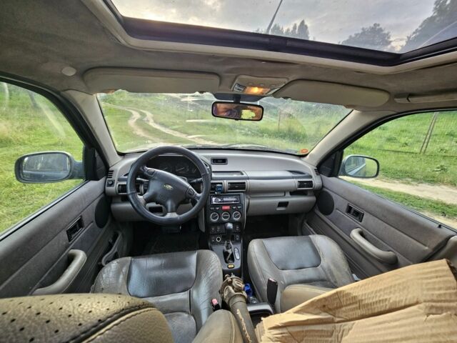 Синій Ленд Ровер Freelander, об'ємом двигуна 2 л та пробігом 350 тис. км за 1801 $, фото 8 на Automoto.ua