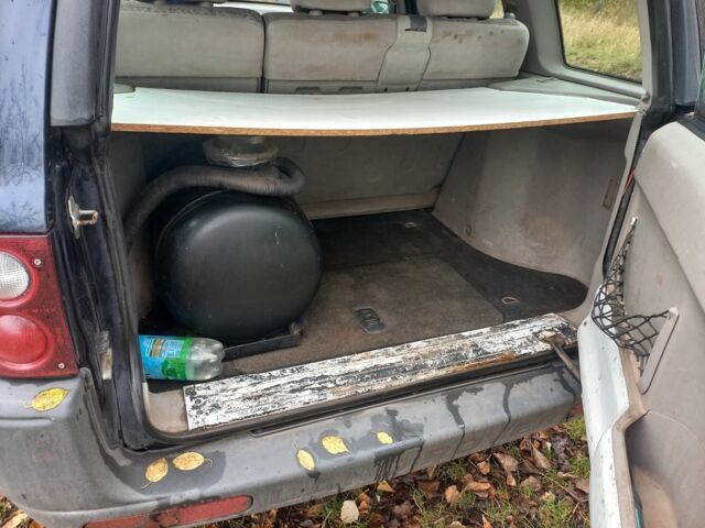 Ленд Ровер Фрилендер 2000 в Сумах на Automoto.ua Синий Ленд Ровер Фрилендер, объемом двигателя 1.8 л и пробегом 170 тыс. км за 3250 $, фото 5 на Automoto.ua