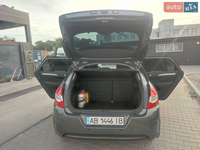 Синій Ленд Ровер Freelander, об'ємом двигуна 2 л та пробігом 350 тис. км за 4286 $, фото 1 на Automoto.ua