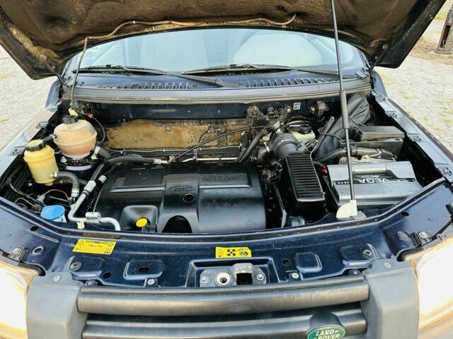 Синий Ленд Ровер Фрилендер, объемом двигателя 2.2 л и пробегом 250 тыс. км за 3419 $, фото 12 на Automoto.ua