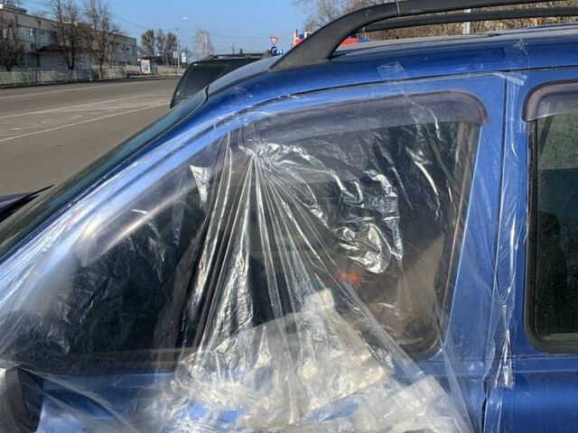 Синий Ленд Ровер Фрилендер, объемом двигателя 2 л и пробегом 350 тыс. км за 1000 $, фото 5 на Automoto.ua