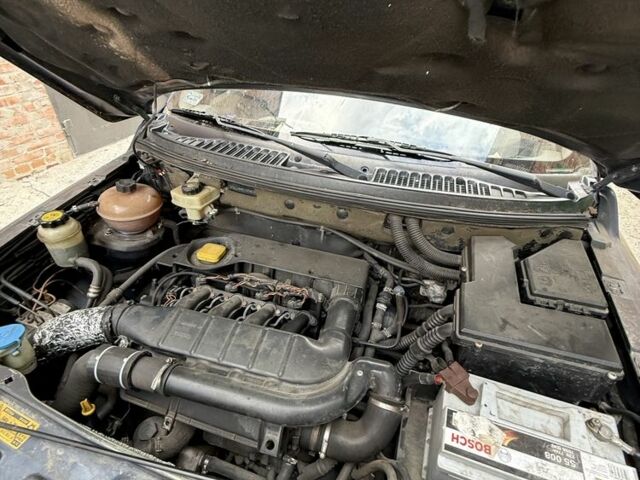 Синій Ленд Ровер Freelander, об'ємом двигуна 2 л та пробігом 228 тис. км за 2351 $, фото 1 на Automoto.ua