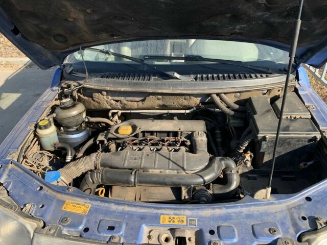 Синий Ленд Ровер Фрилендер, объемом двигателя 2 л и пробегом 350 тыс. км за 1000 $, фото 14 на Automoto.ua