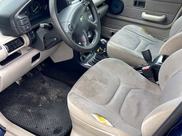 Синій Ленд Ровер Freelander, об'ємом двигуна 2 л та пробігом 298 тис. км за 6000 $, фото 9 на Automoto.ua