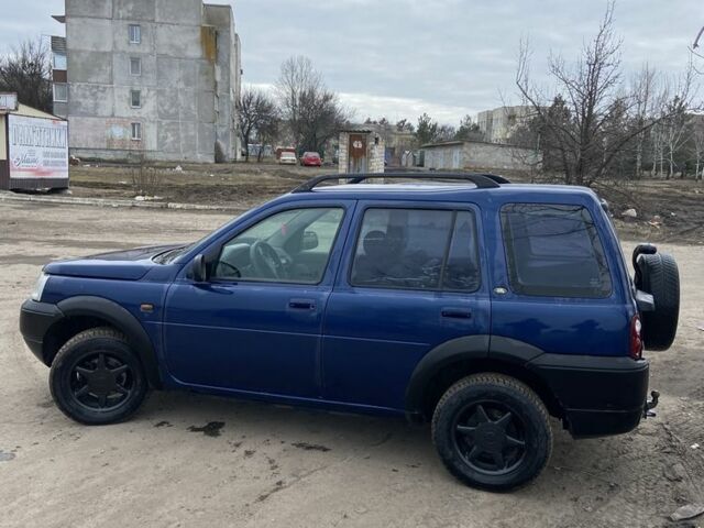 Синий Ленд Ровер Фрилендер, объемом двигателя 1.8 л и пробегом 374 тыс. км за 3000 $, фото 3 на Automoto.ua