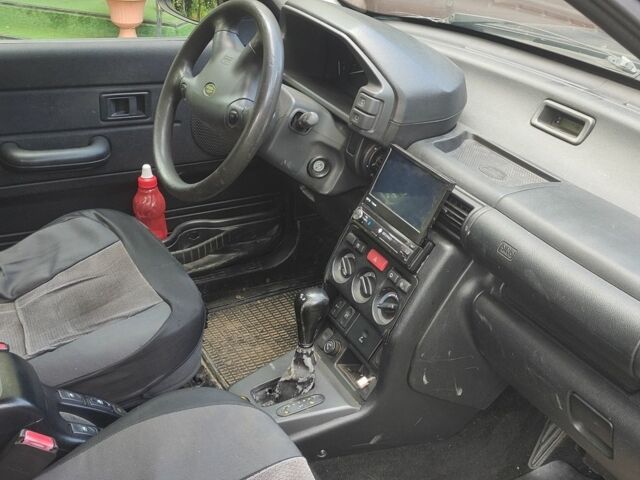 Синій Ленд Ровер Freelander, об'ємом двигуна 2 л та пробігом 350 тис. км за 5500 $, фото 9 на Automoto.ua