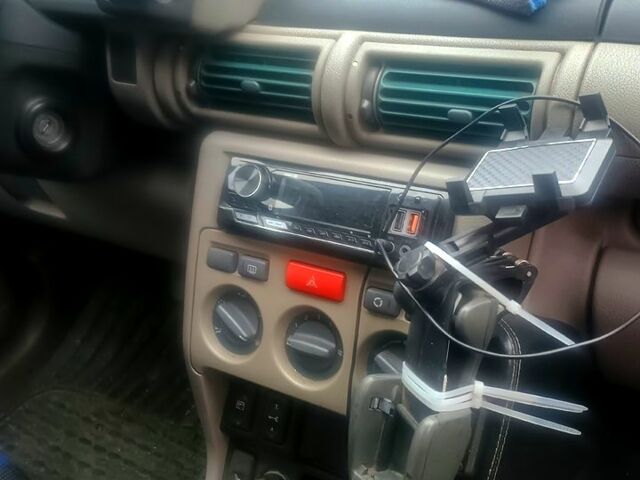 Синій Ленд Ровер Freelander, об'ємом двигуна 2 л та пробігом 200 тис. км за 3000 $, фото 2 на Automoto.ua