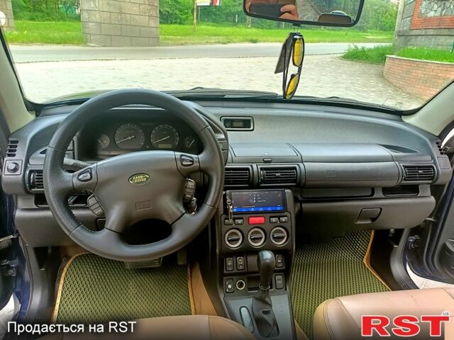 Синій Ленд Ровер Freelander, об'ємом двигуна 2.5 л та пробігом 281 тис. км за 4700 $, фото 12 на Automoto.ua