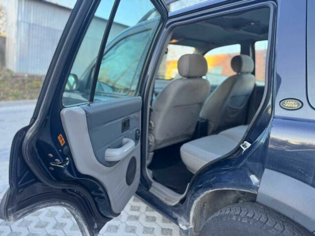 Синий Ленд Ровер Фрилендер, объемом двигателя 2 л и пробегом 246 тыс. км за 4300 $, фото 4 на Automoto.ua