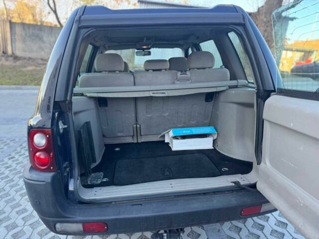 Синий Ленд Ровер Фрилендер, объемом двигателя 2 л и пробегом 246 тыс. км за 4300 $, фото 9 на Automoto.ua