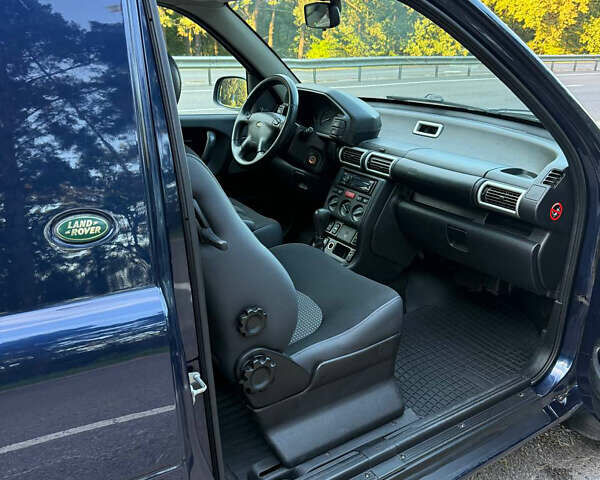 Синій Ленд Ровер Freelander, об'ємом двигуна 1.95 л та пробігом 360 тис. км за 6200 $, фото 13 на Automoto.ua