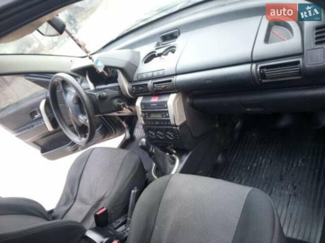 Синій Ленд Ровер Freelander, об'ємом двигуна 1.95 л та пробігом 235 тис. км за 6800 $, фото 7 на Automoto.ua
