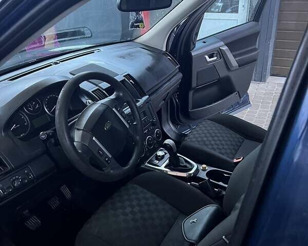 Синий Ленд Ровер Фрилендер, объемом двигателя 2.18 л и пробегом 223 тыс. км за 9000 $, фото 17 на Automoto.ua