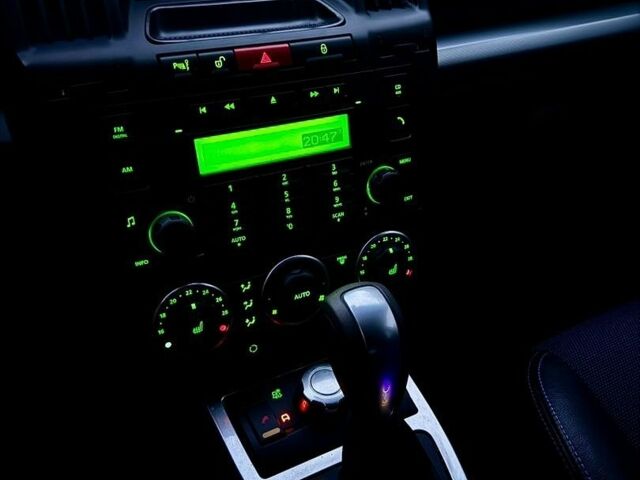 Синій Ленд Ровер Freelander, об'ємом двигуна 3.2 л та пробігом 205 тис. км за 9000 $, фото 58 на Automoto.ua