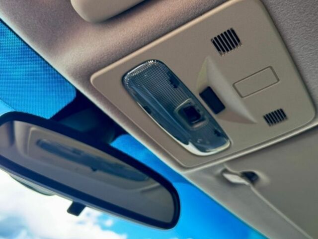 Синій Ленд Ровер Freelander, об'ємом двигуна 3.2 л та пробігом 205 тис. км за 9000 $, фото 45 на Automoto.ua