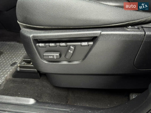 Синий Ленд Ровер Фрилендер, объемом двигателя 3.2 л и пробегом 220 тыс. км за 10400 $, фото 15 на Automoto.ua