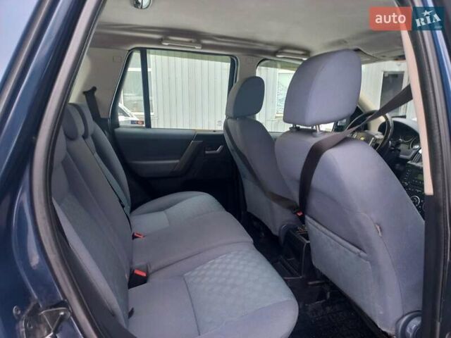 Синій Ленд Ровер Freelander, об'ємом двигуна 2.18 л та пробігом 280 тис. км за 7750 $, фото 11 на Automoto.ua
