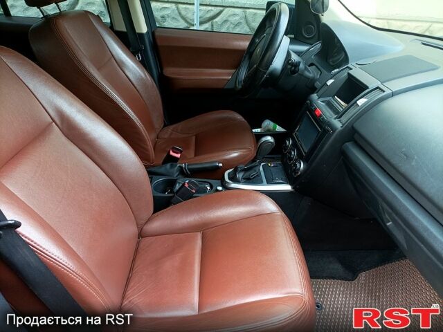 Синий Ленд Ровер Фрилендер, объемом двигателя 2.2 л и пробегом 227 тыс. км за 11000 $, фото 4 на Automoto.ua