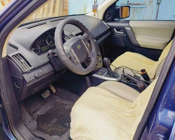 Синий Ленд Ровер Фрилендер, объемом двигателя 2.2 л и пробегом 323 тыс. км за 10000 $, фото 9 на Automoto.ua