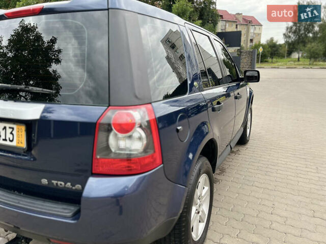 Синий Ленд Ровер Фрилендер, объемом двигателя 2.2 л и пробегом 249 тыс. км за 9100 $, фото 14 на Automoto.ua