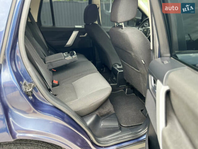 Синій Ленд Ровер Freelander, об'ємом двигуна 2.2 л та пробігом 249 тис. км за 9450 $, фото 35 на Automoto.ua