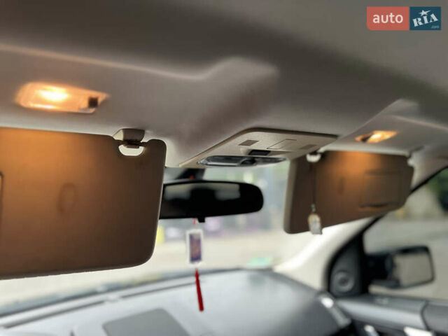 Синий Ленд Ровер Фрилендер, объемом двигателя 2.2 л и пробегом 249 тыс. км за 9100 $, фото 46 на Automoto.ua