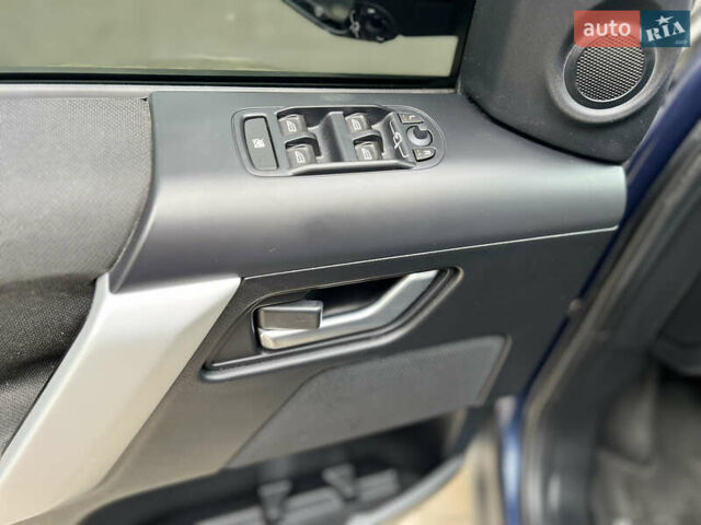 Синий Ленд Ровер Фрилендер, объемом двигателя 2.2 л и пробегом 249 тыс. км за 9100 $, фото 30 на Automoto.ua