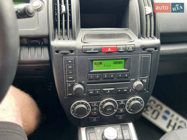 Синий Ленд Ровер Фрилендер, объемом двигателя 2.2 л и пробегом 249 тыс. км за 9100 $, фото 44 на Automoto.ua