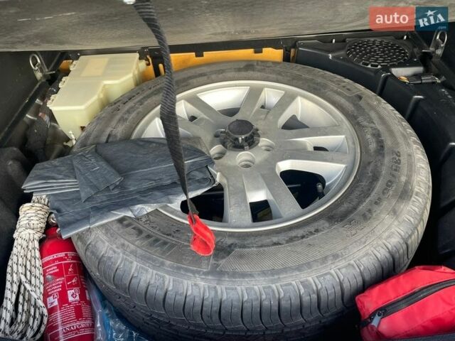 Синий Ленд Ровер Фрилендер, объемом двигателя 2.18 л и пробегом 240 тыс. км за 13300 $, фото 34 на Automoto.ua