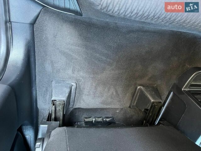 Синій Ленд Ровер Freelander, об'ємом двигуна 2.18 л та пробігом 136 тис. км за 12995 $, фото 14 на Automoto.ua