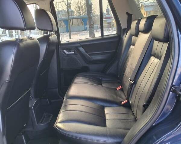 Синій Ленд Ровер Freelander, об'ємом двигуна 2.2 л та пробігом 227 тис. км за 14300 $, фото 72 на Automoto.ua
