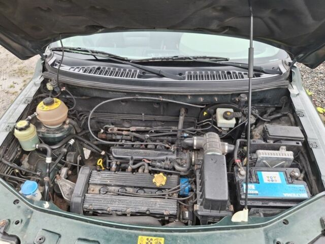 Зелений Ленд Ровер Freelander, об'ємом двигуна 2 л та пробігом 193 тис. км за 1201 $, фото 1 на Automoto.ua