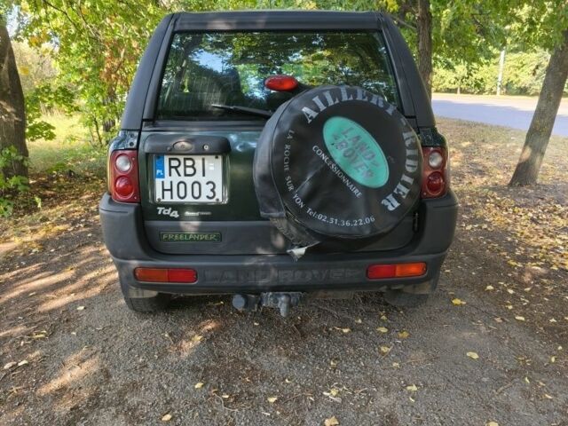 Зеленый Ленд Ровер Фрилендер, объемом двигателя 2 л и пробегом 245 тыс. км за 1600 $, фото 4 на Automoto.ua