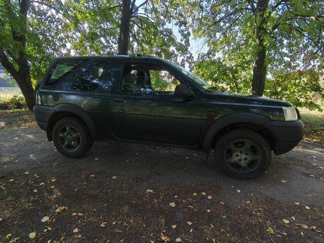 Зеленый Ленд Ровер Фрилендер, объемом двигателя 2 л и пробегом 245 тыс. км за 1600 $, фото 2 на Automoto.ua