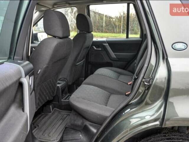 Зеленый Ленд Ровер Фрилендер, объемом двигателя 2.2 л и пробегом 242 тыс. км за 3533 $, фото 8 на Automoto.ua