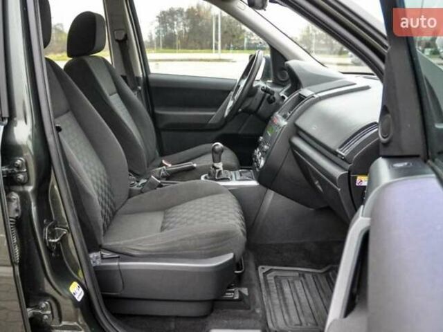 Зеленый Ленд Ровер Фрилендер, объемом двигателя 2.2 л и пробегом 242 тыс. км за 3533 $, фото 6 на Automoto.ua