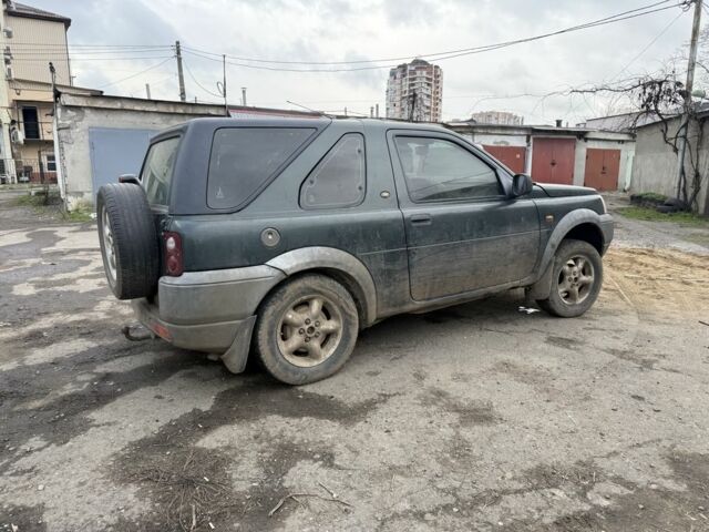 Зелений Ленд Ровер Freelander, об'ємом двигуна 2 л та пробігом 350 тис. км за 2750 $, фото 4 на Automoto.ua