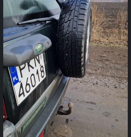 Зеленый Ленд Ровер Фрилендер, объемом двигателя 2 л и пробегом 300 тыс. км за 3000 $, фото 10 на Automoto.ua