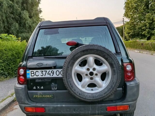 Зеленый Ленд Ровер Фрилендер, объемом двигателя 1.8 л и пробегом 300 тыс. км за 3500 $, фото 2 на Automoto.ua