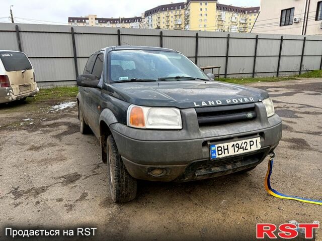 Зелений Ленд Ровер Freelander, об'ємом двигуна 2 л та пробігом 350 тис. км за 2750 $, фото 2 на Automoto.ua