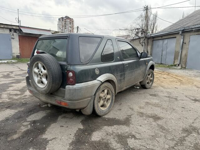 Зелений Ленд Ровер Freelander, об'ємом двигуна 2 л та пробігом 350 тис. км за 2750 $, фото 5 на Automoto.ua