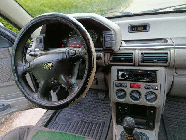 Зеленый Ленд Ровер Фрилендер, объемом двигателя 1.8 л и пробегом 300 тыс. км за 3500 $, фото 5 на Automoto.ua