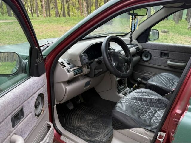 Зелений Ленд Ровер Freelander, об'ємом двигуна 2 л та пробігом 325 тис. км за 1537 $, фото 7 на Automoto.ua