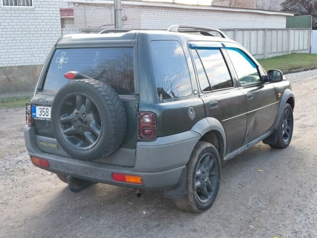 Зелений Ленд Ровер Freelander, об'ємом двигуна 2 л та пробігом 300 тис. км за 2750 $, фото 2 на Automoto.ua
