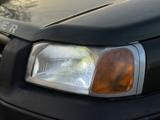 Зелений Ленд Ровер Freelander, об'ємом двигуна 2 л та пробігом 300 тис. км за 4300 $, фото 19 на Automoto.ua