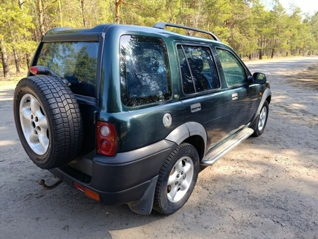 Зелений Ленд Ровер Freelander, об'ємом двигуна 0 л та пробігом 300 тис. км за 3800 $, фото 4 на Automoto.ua