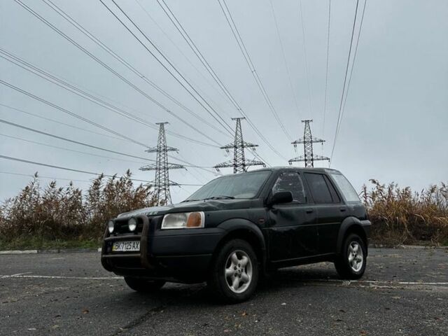 Зеленый Ленд Ровер Фрилендер, объемом двигателя 2 л и пробегом 888 тыс. км за 2200 $, фото 1 на Automoto.ua